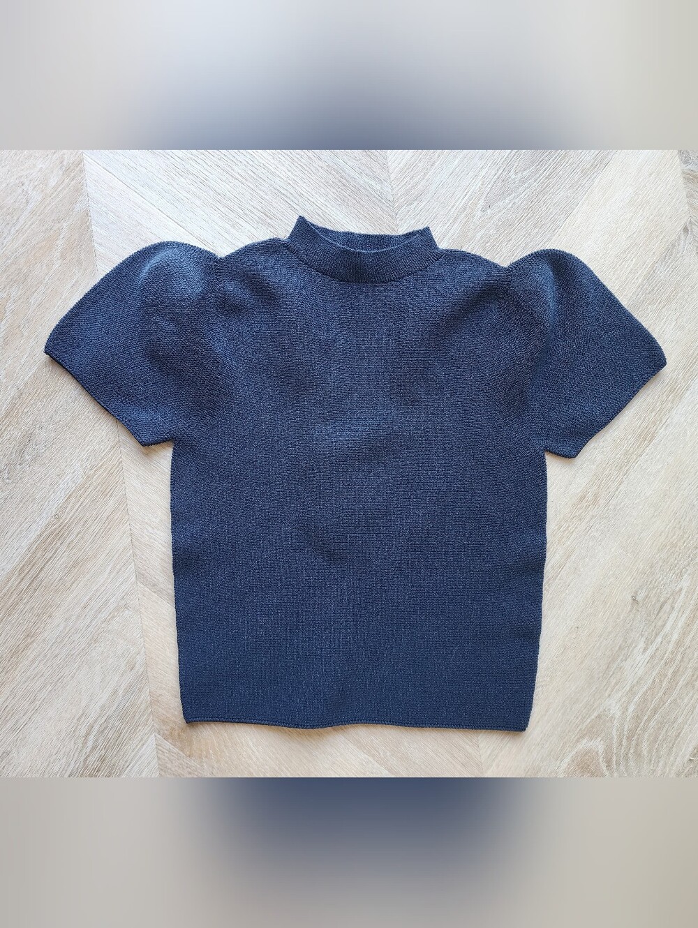 Like New! ZARA - SHORT SLEEVE KNIT JUMPER WITH PUFF SLEEVES